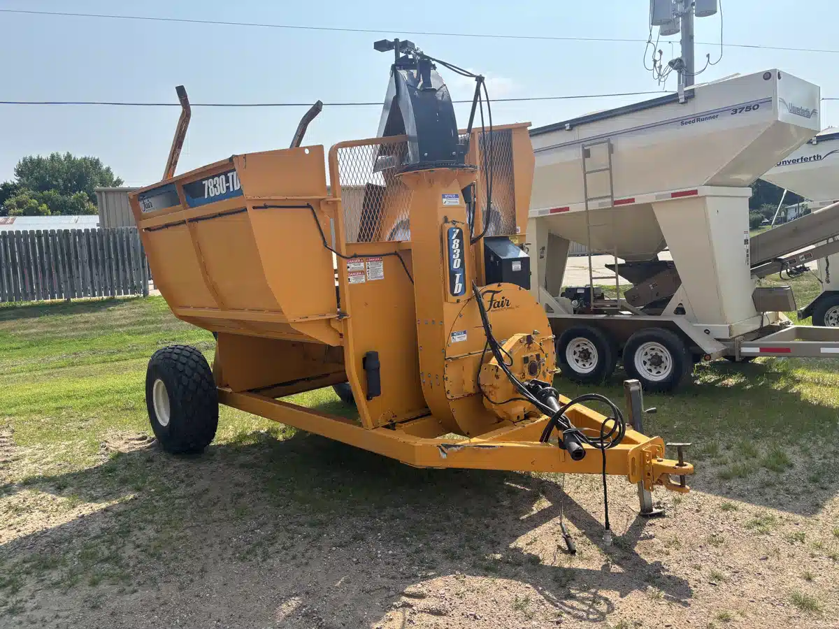 Gallery image 1 for 2022 Fair Manufacturing 7830TD Bale Feeder