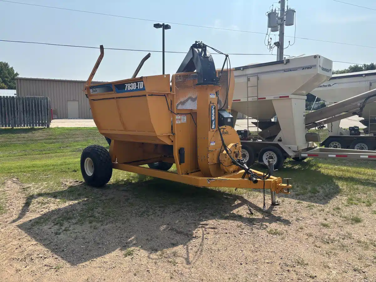 Gallery image 2 for 2022 Fair Manufacturing 7830TD Bale Feeder