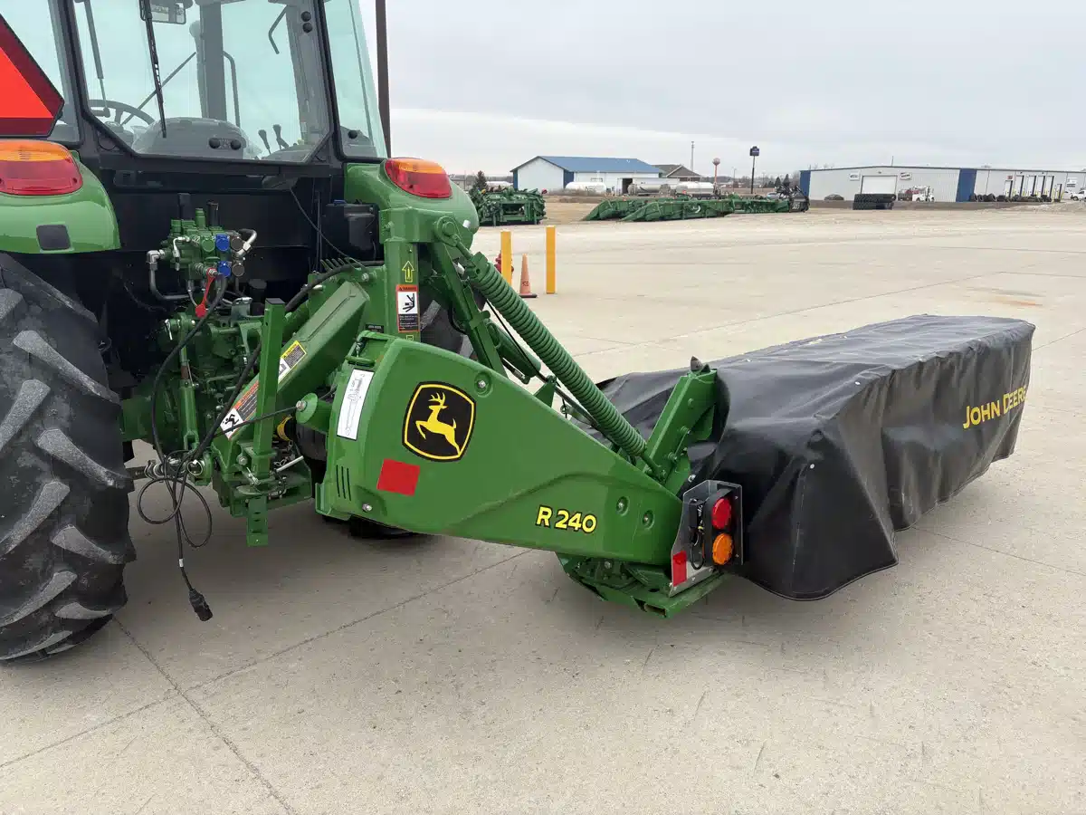 Photo de la Galerie 1 pour 2025 John Deere R240 Autre