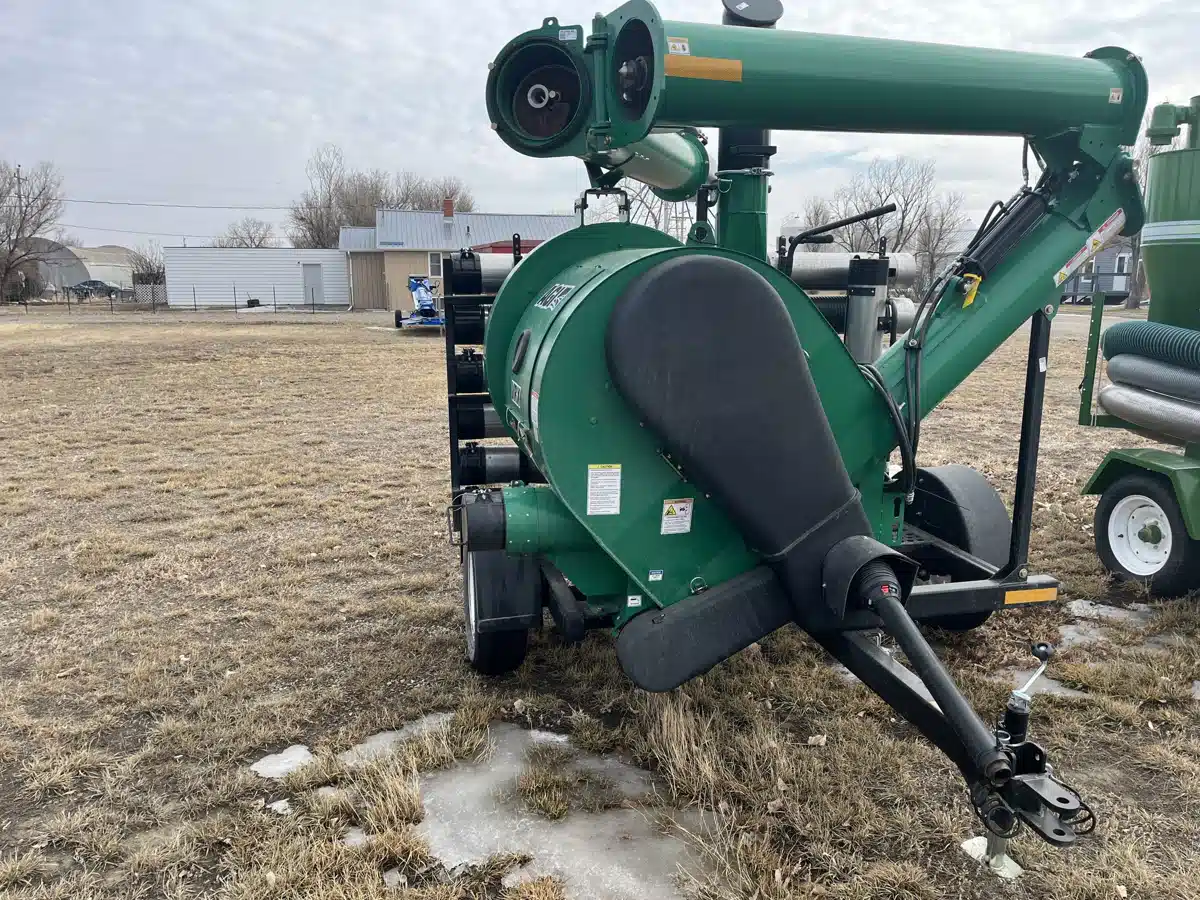 Gallery image 2 for 2024 Unspecified AGI VRX Grain Vac Grain Vac