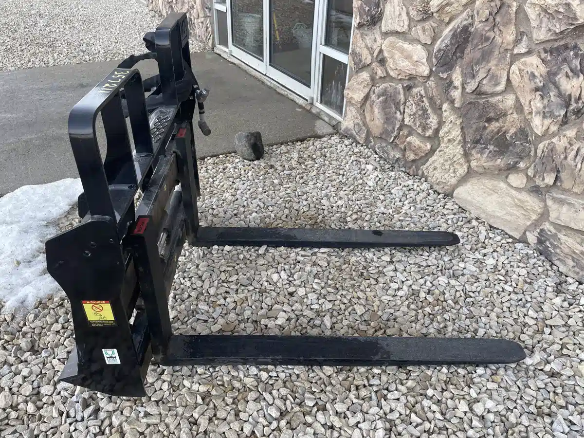 Gallery image 2 for MDS Manufacturing WALK THRU RAIL STYLE PALLET FORK Attachment