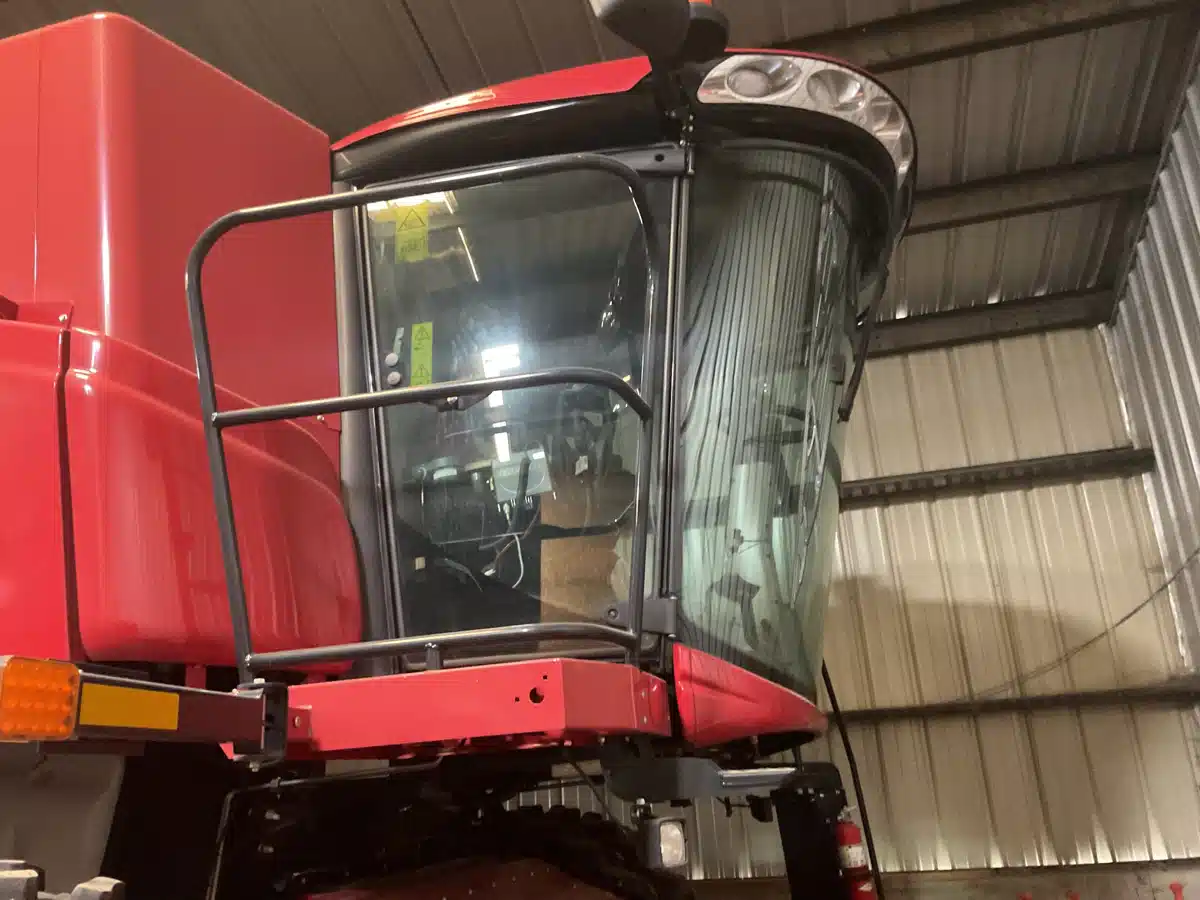 Gallery image 1 for 2021 Case IH 7250 Combine