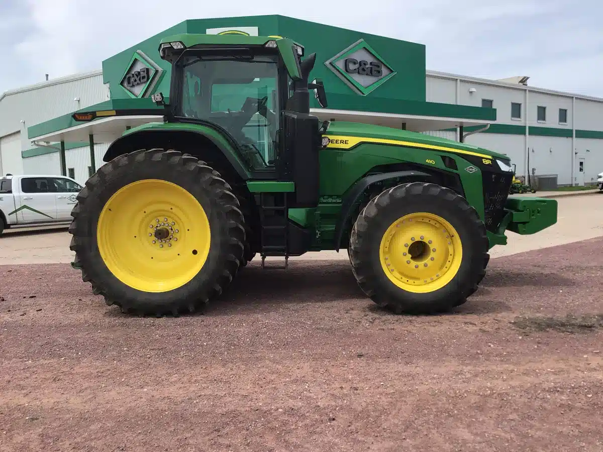 Gallery image 1 for 2021 John Deere 8R 410 Tractor