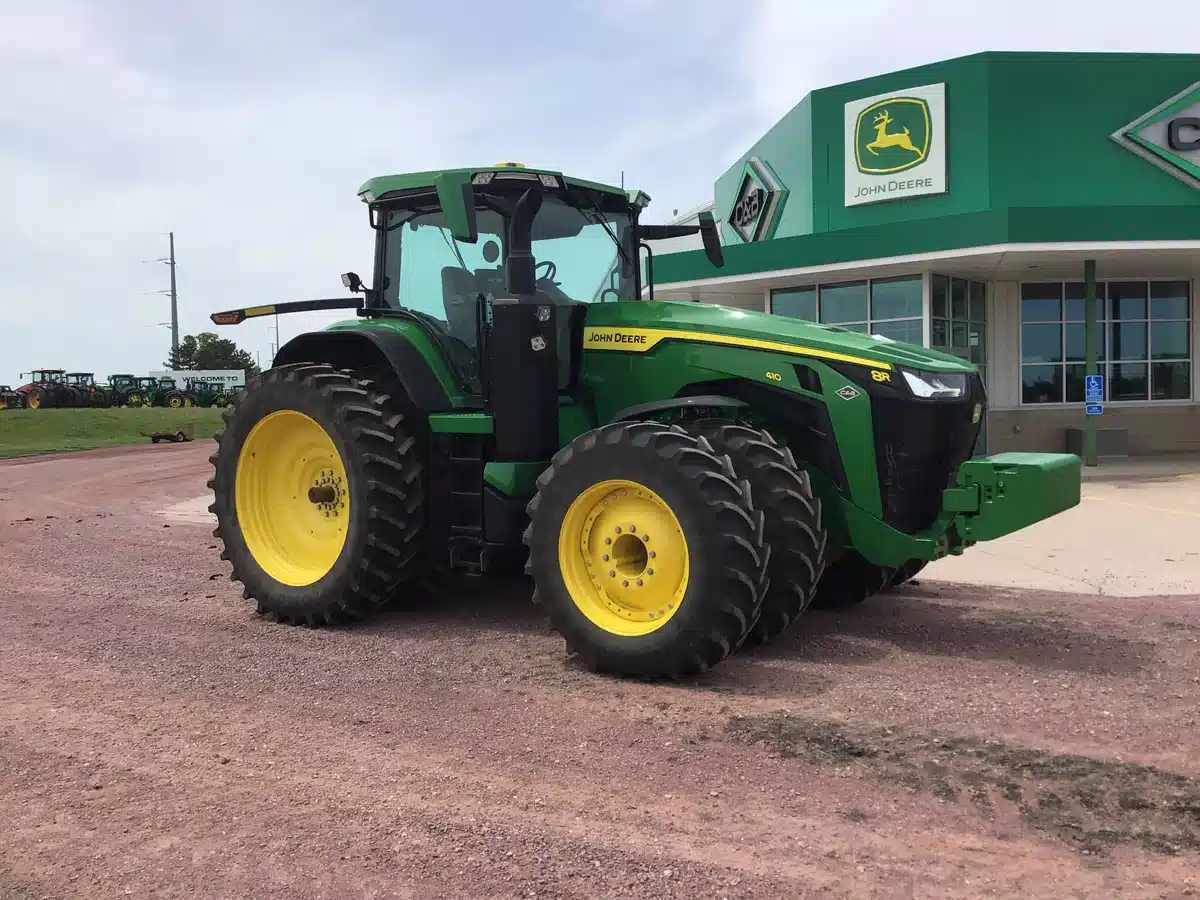 Gallery image 2 for 2021 John Deere 8R 410 Tractor