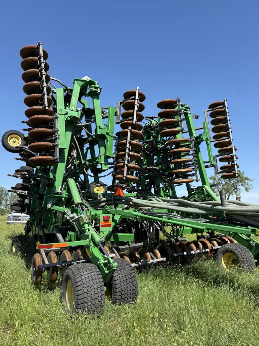 Gallery image 2 for 2014 John Deere 1835 Air Drill
