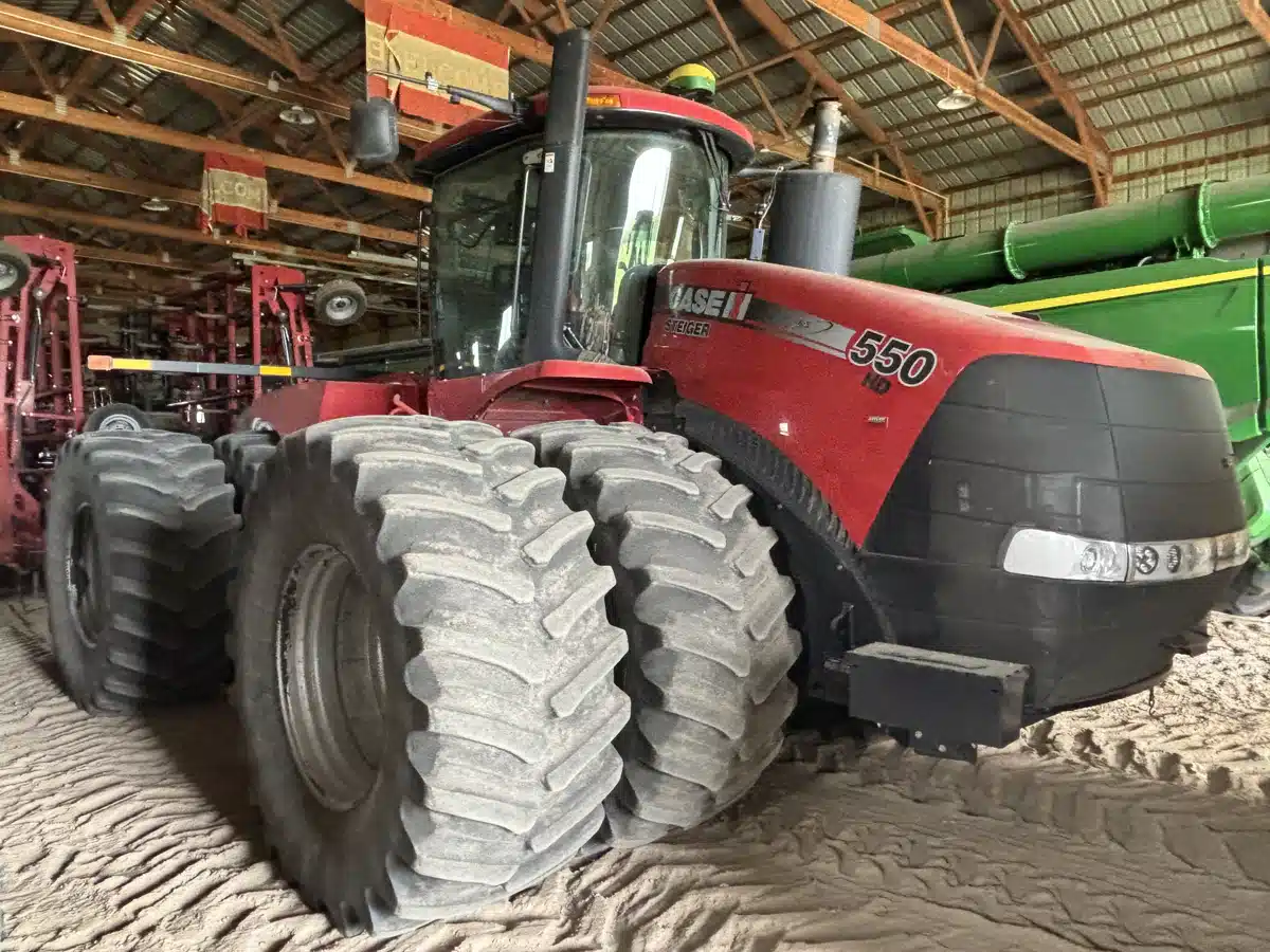 Gallery image 1 for 2012 Case IH STEIGER 550 HD Tractor