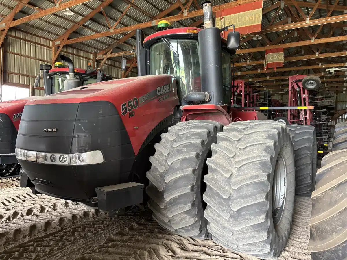 Gallery image 2 for 2012 Case IH STEIGER 550 HD Tractor