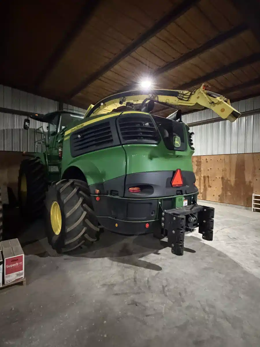 Gallery image 2 for 2024 John Deere 9900 Forage Harvester