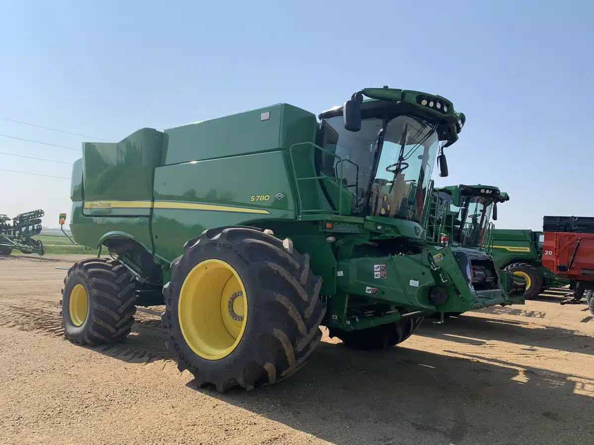 Gallery image 1 for 2021 John Deere S780 Combine