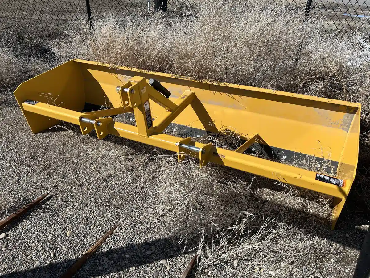Photo de la Galerie 1 pour Tufline CBS120-10' Box Scraper Tracteur