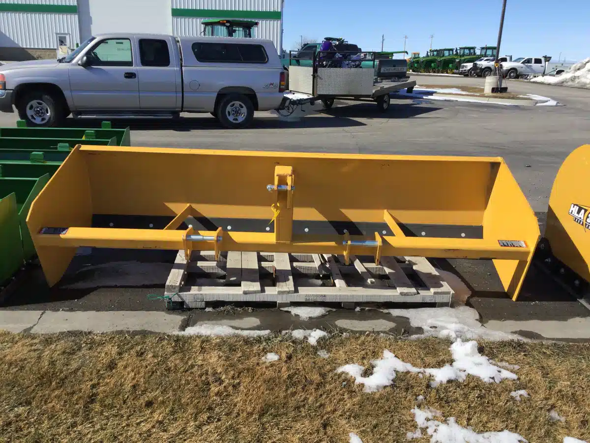 Gallery image 1 for Tufline CBS 120-10' Box Scraper Tractor