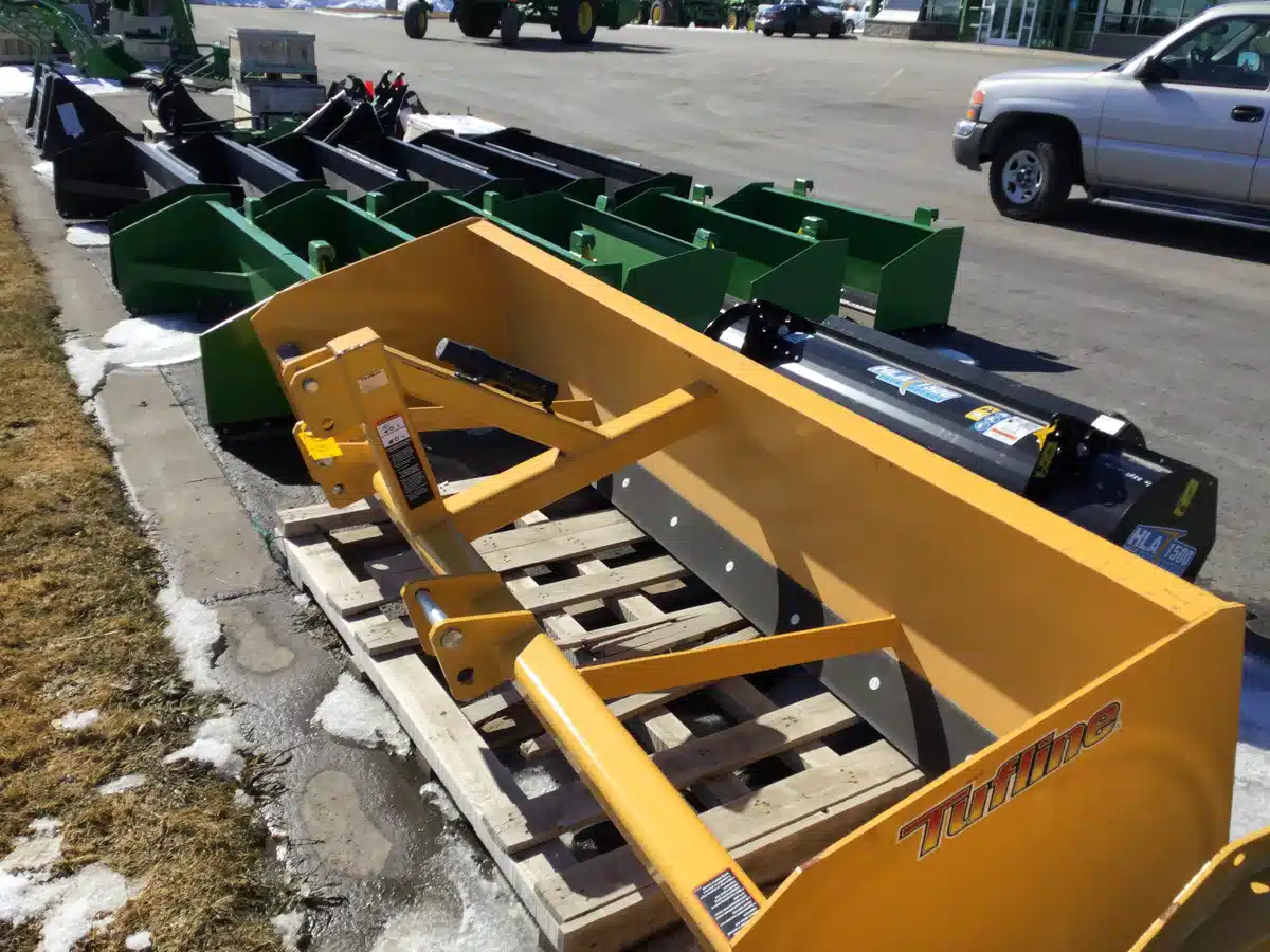 Gallery image 2 for Tufline CBS 120-10' Box Scraper Tractor