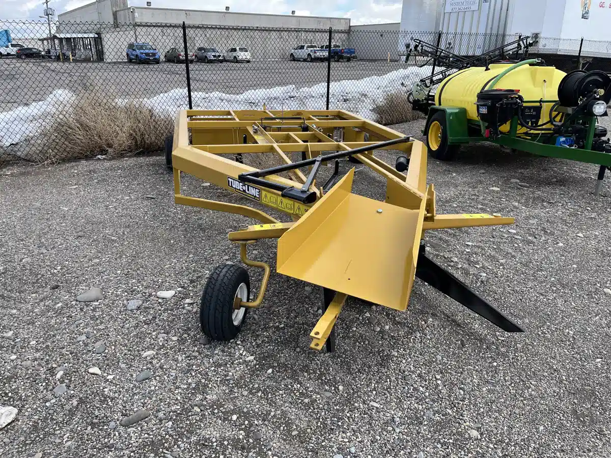 Gallery image 2 for Tubeline Manufacturing AC800 Bale Accumulator