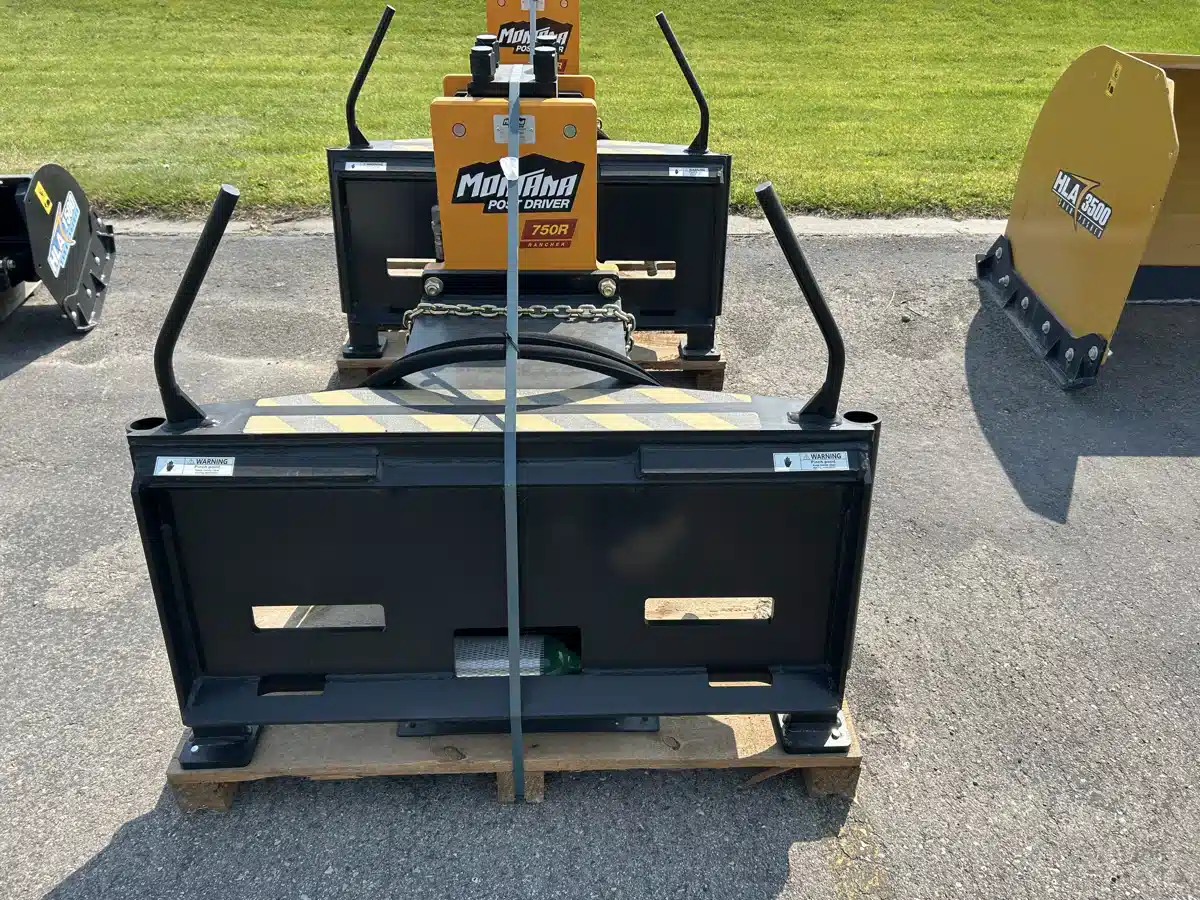 Photo de la Galerie 2 pour Montana 750R Post Driver Accessoires