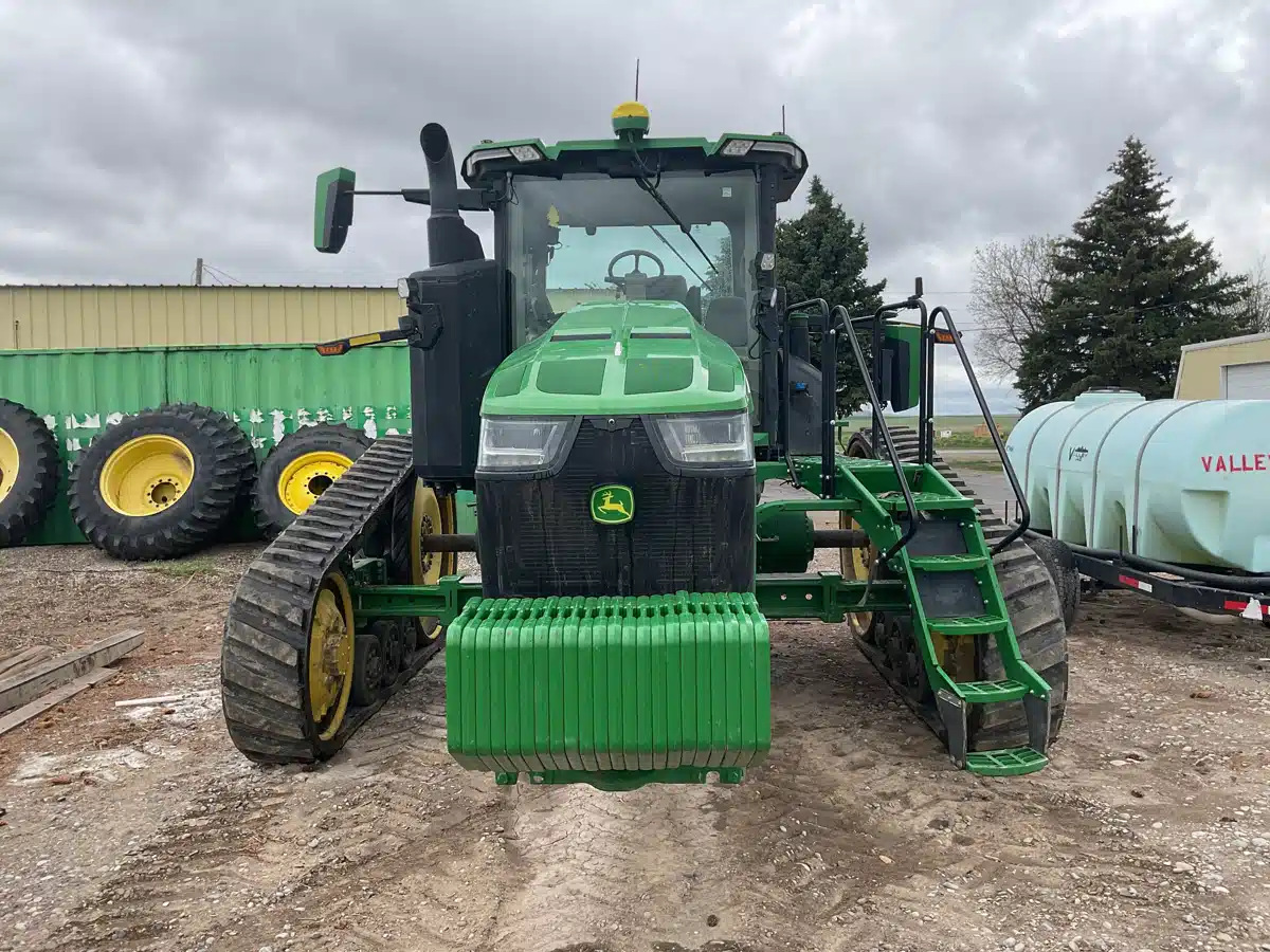 Gallery image 2 for 2021 John Deere 8RT 370 Tractor