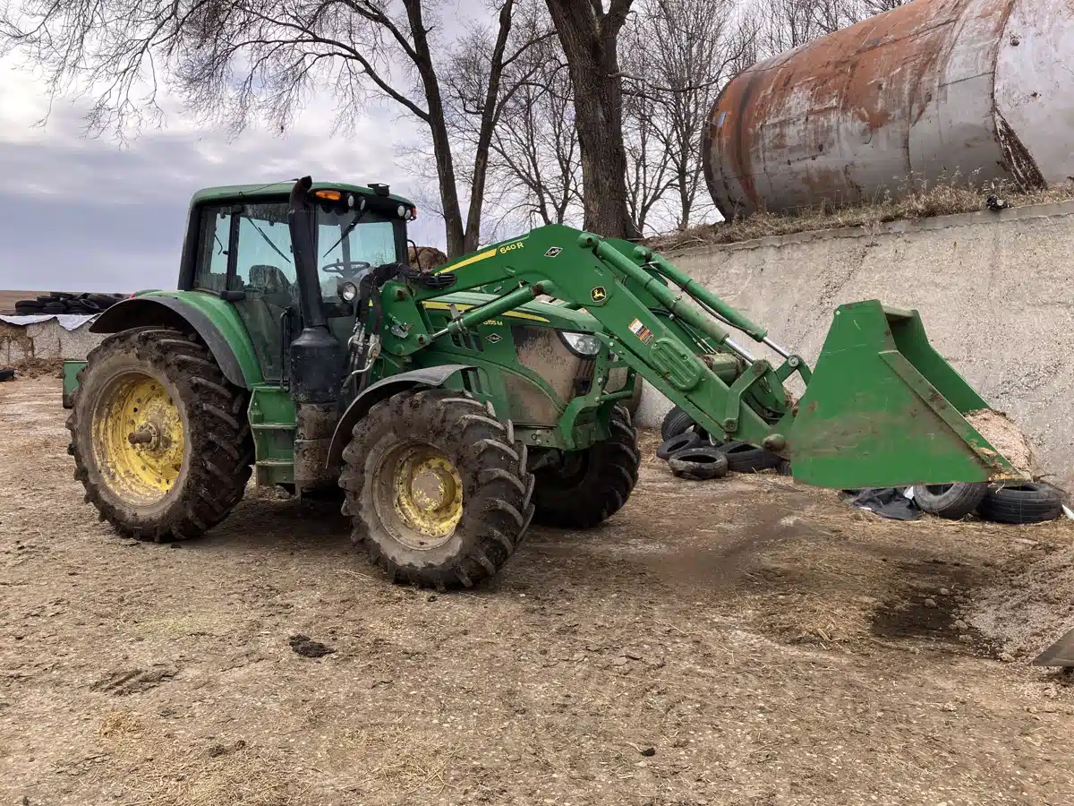 Photo de la Galerie 2 pour 2019 John Deere 6155M Tracteur