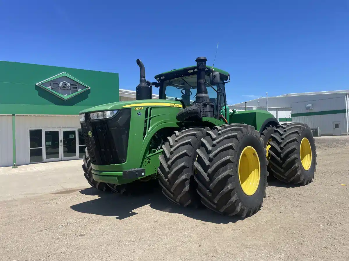Gallery image 1 for 2016 John Deere 9570R Tractor
