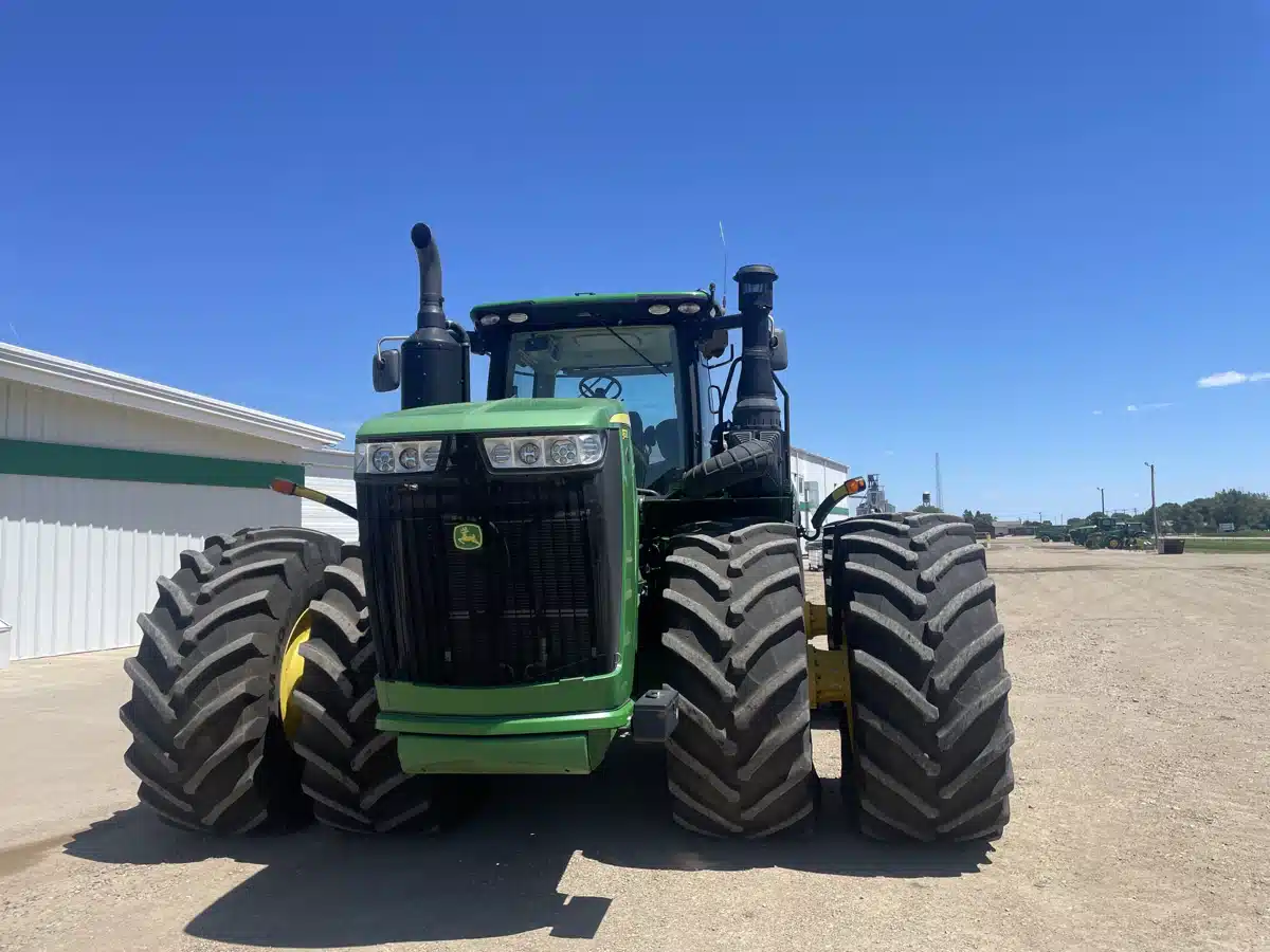 Gallery image 2 for 2016 John Deere 9570R Tractor