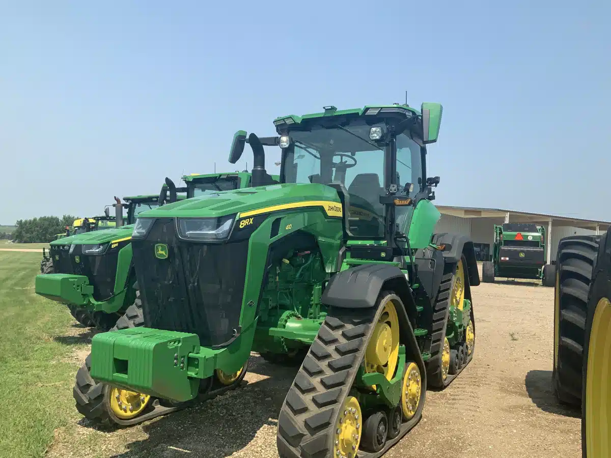 Photo de la Galerie 2 pour 2023 John Deere 8RX 410 Tracteur