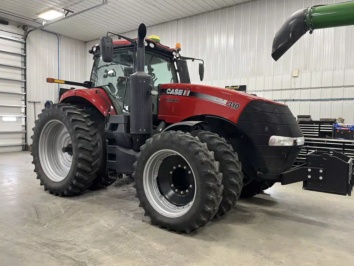 Gallery image 2 for 2018 Case IH MAGNUM 310 Tractor