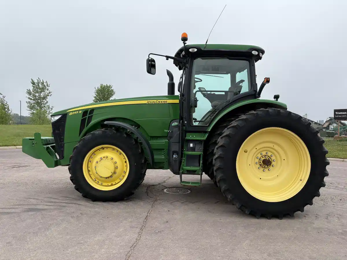 Gallery image 1 for 2014 John Deere 8245R Tractor