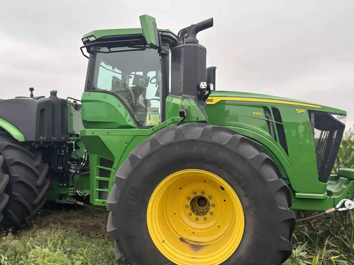 Gallery image 2 for 2024 John Deere 9R 590 Tractor