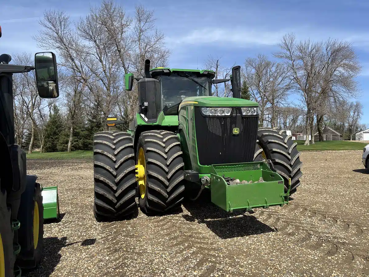 Gallery image 2 for 2024 John Deere 9R 640 Tractor