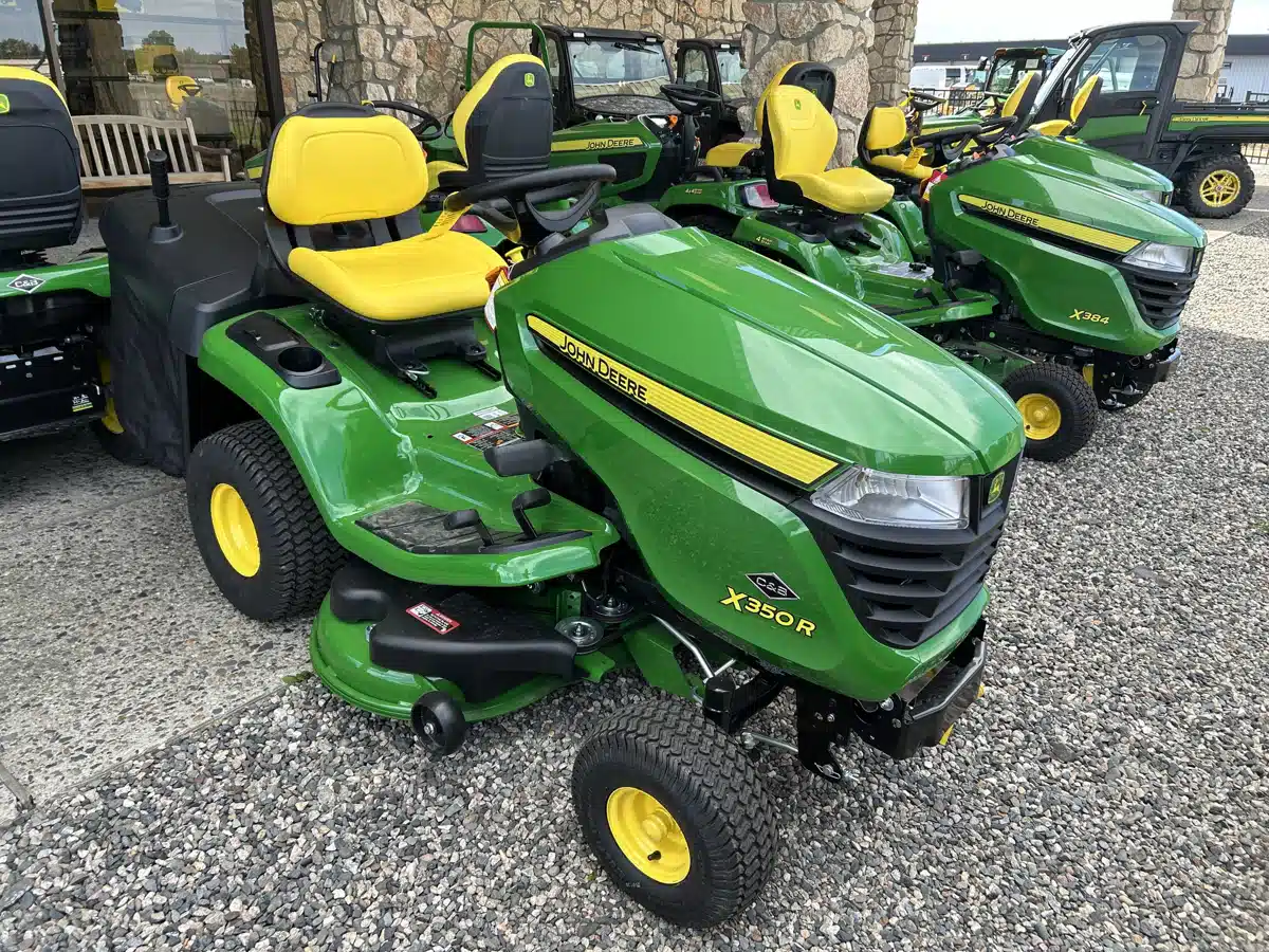 Photo de la Galerie 2 pour 2026 John Deere X350R Tracteur à pelouse