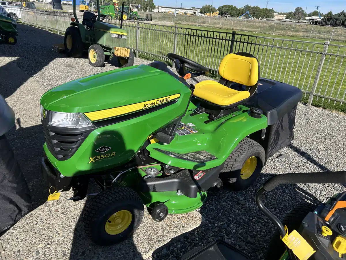 Gallery image 1 for 2026 John Deere X350R Lawn Tractor