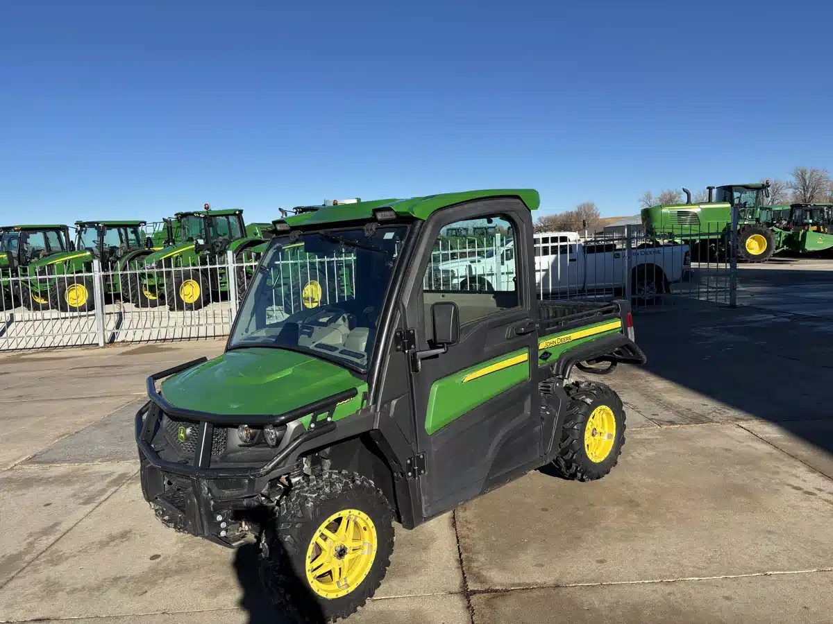 Photo de la Galerie 2 pour 2019 John Deere XUV 835R Véhicule utilitaire