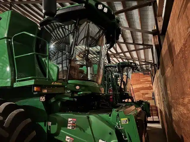Gallery image 2 for 2024 John Deere S780 Combine