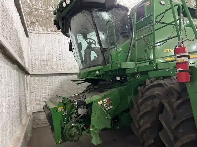 Gallery image 2 for 2024 John Deere S780 Combine
