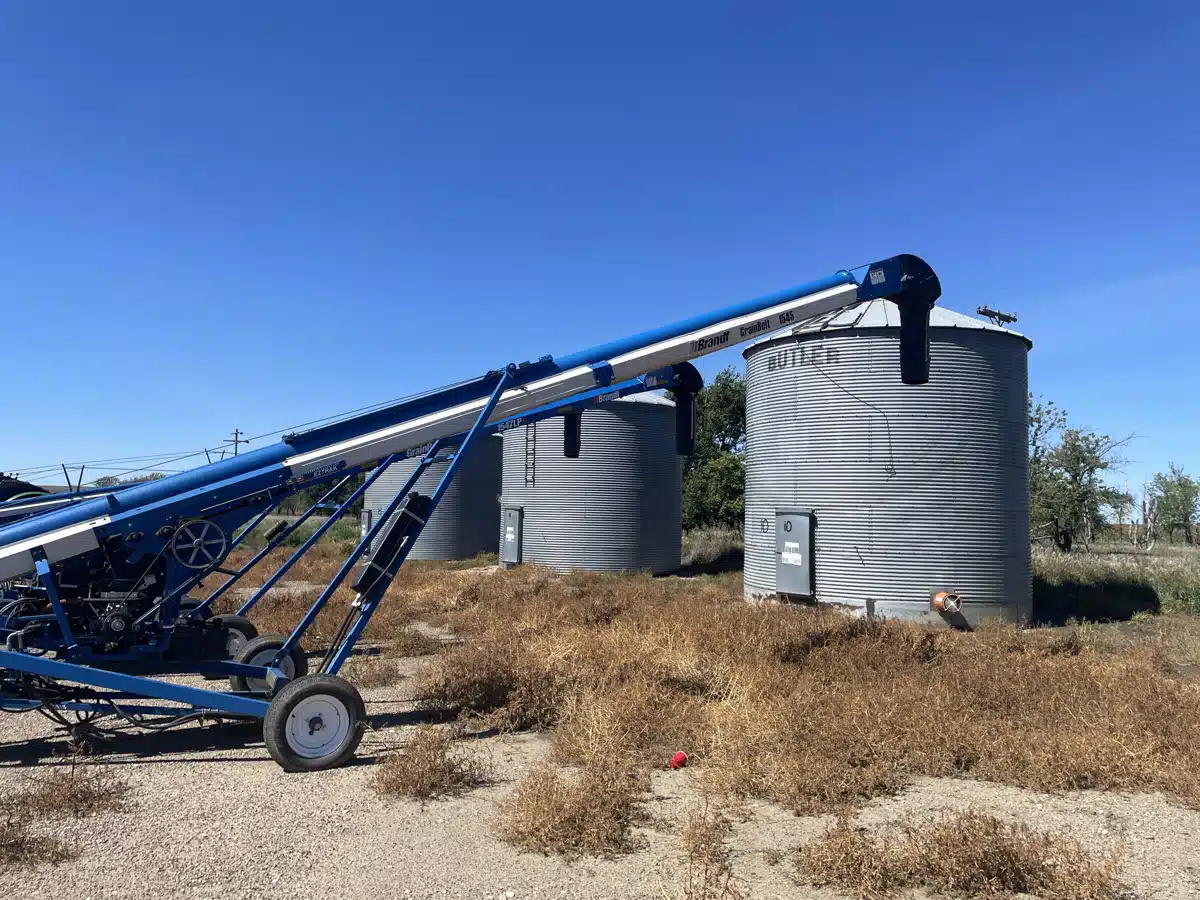 Gallery image 2 for 2012 Brandt 1545 Grain Auger