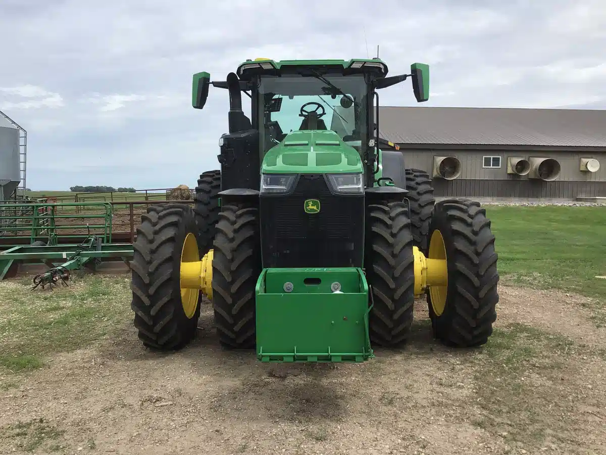 Gallery image 2 for 2025 John Deere 8R 410 Tractor