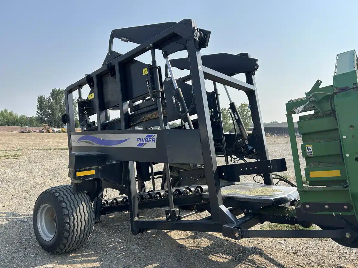 Gallery image 1 for 2022 PhiBer Manufacturing VS1206 Bale Accumulator