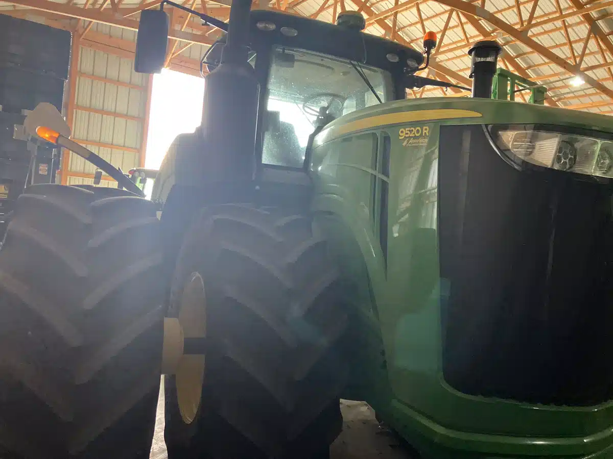 Photo de la Galerie 1 pour 2020 John Deere 9520R Tracteur