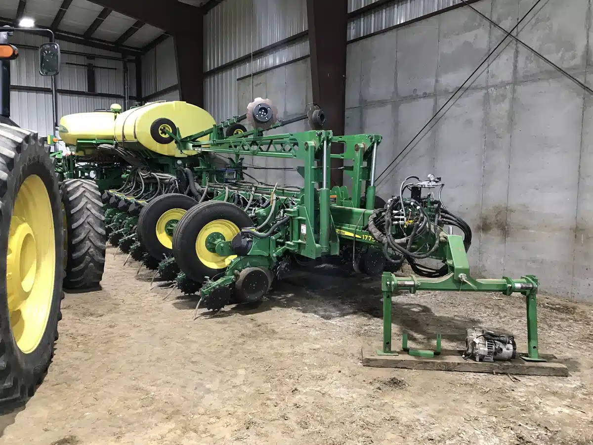 Gallery image 2 for 2020 John Deere 1775NT Planter