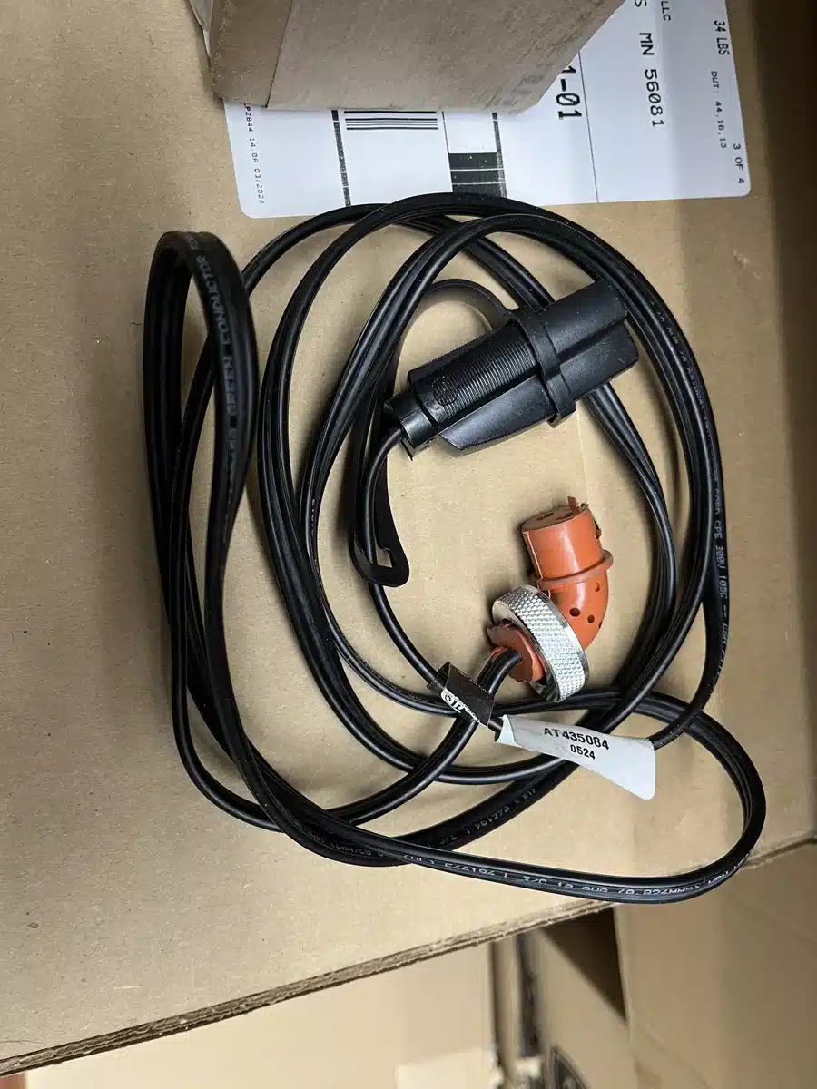 Gallery image 1 for John Deere E-Series Block Heater Kit Attachment