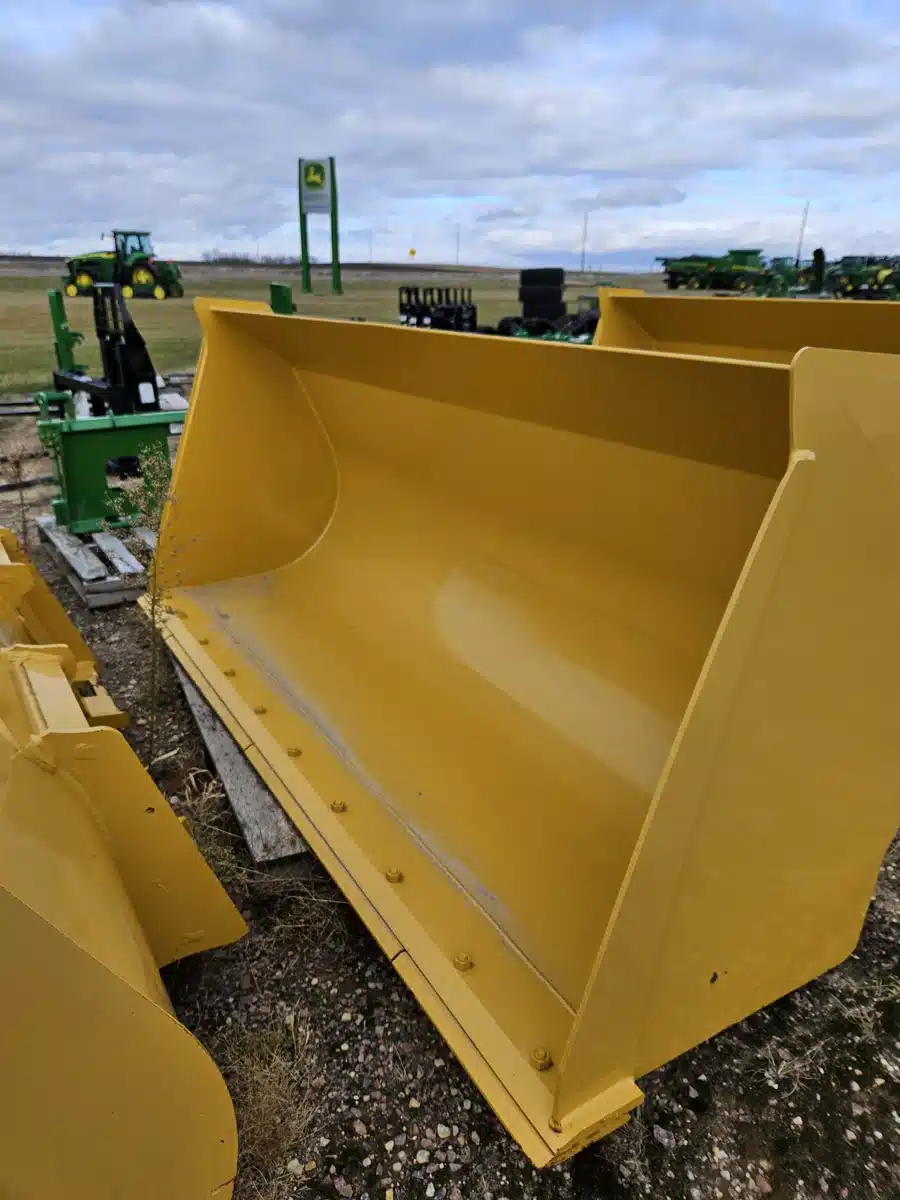 Photo de la Galerie 1 pour John Deere 1.1 CU M Loader Bucket Accessoires