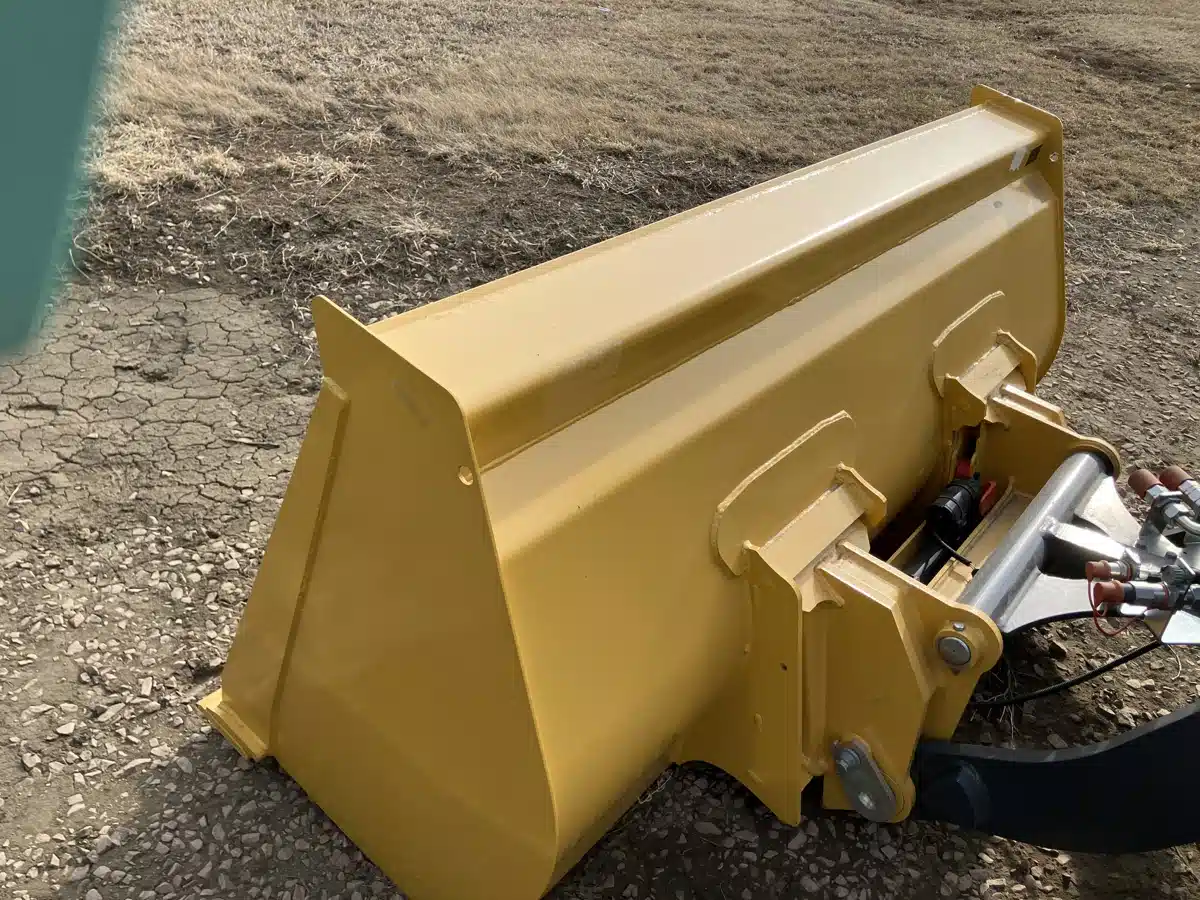 Gallery image 2 for John Deere 1.1 CU M Loader Bucket Attachment