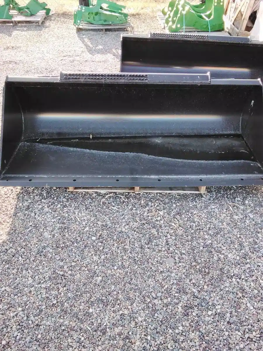 Photo de la Galerie 1 pour John Deere GH 78" Godet (bucket)