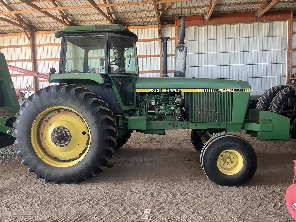 Gallery image 1 for 1980 John Deere 4840 Tractor