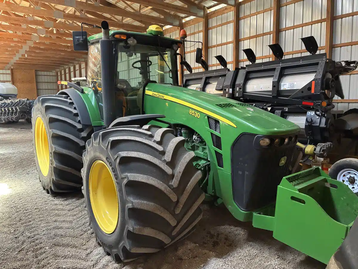 Gallery image 1 for 2007 John Deere 8530 Tractor