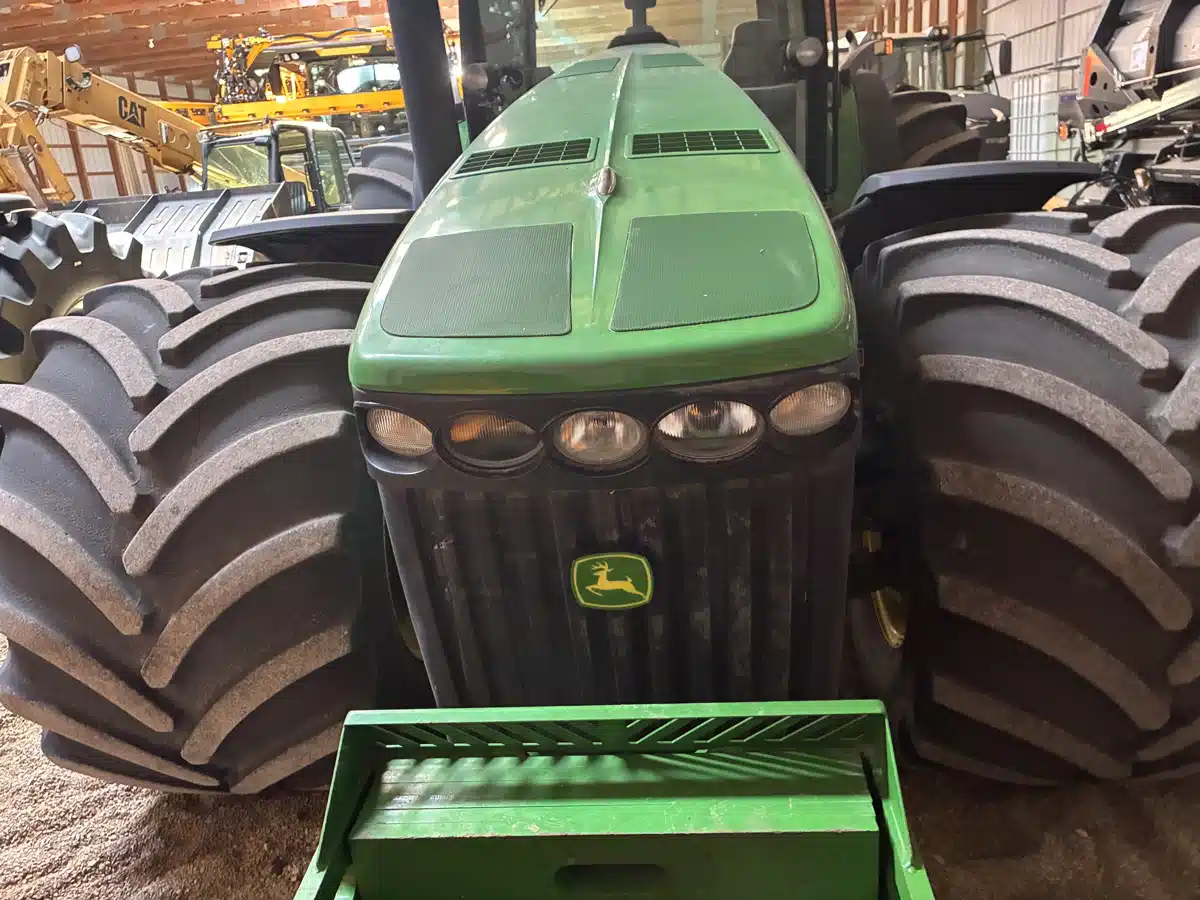 Gallery image 2 for 2007 John Deere 8530 Tractor