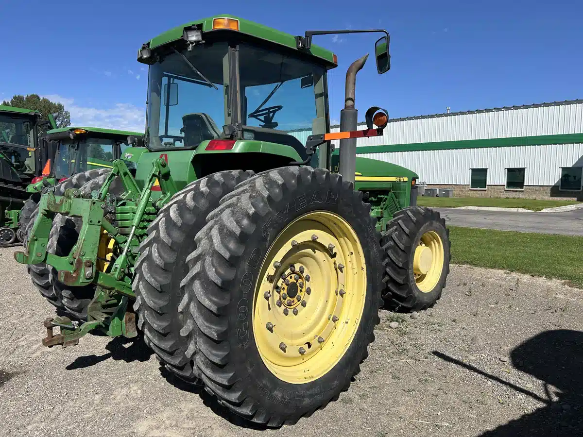 Gallery image 2 for 2000 John Deere 8110 Tractor