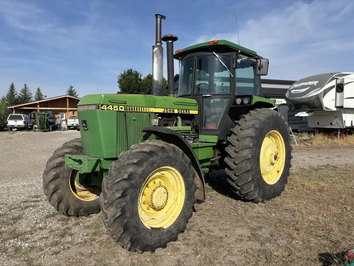 Gallery image 2 for 1987 John Deere 4450 Tractor