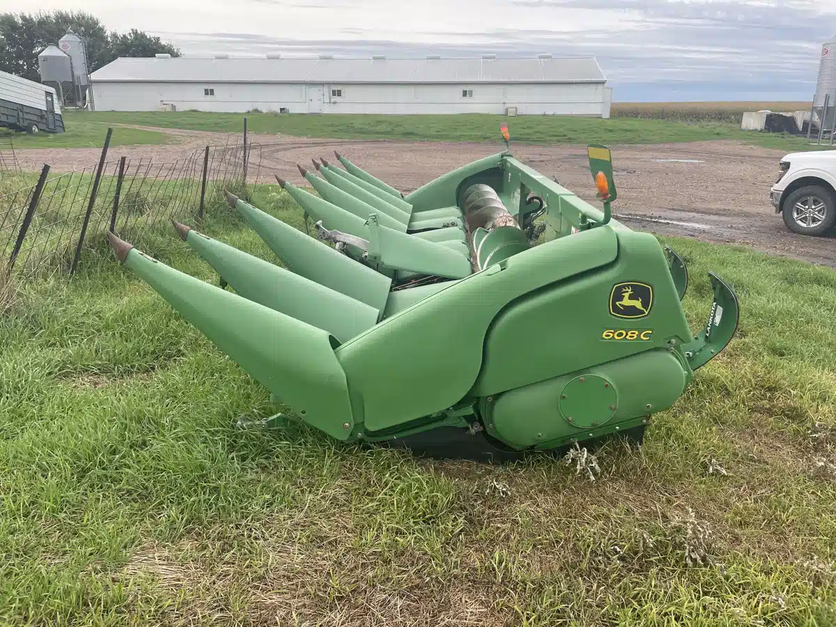 Gallery image 2 for 2009 John Deere 608C Header - Row Crop