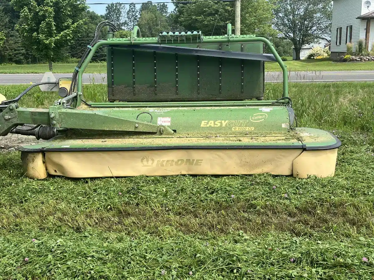 Gallery image 2 for Used 2015 Krone EASY CUT F 360 M Disc Mower Conditioner