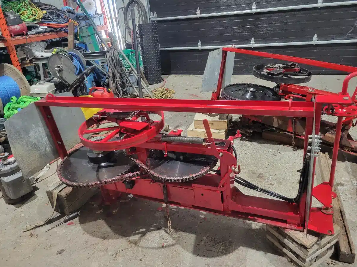 Gallery image 2 for 2017 Jamesway Transmission Jamesway Réversible pour chaine 7/8 Transmission