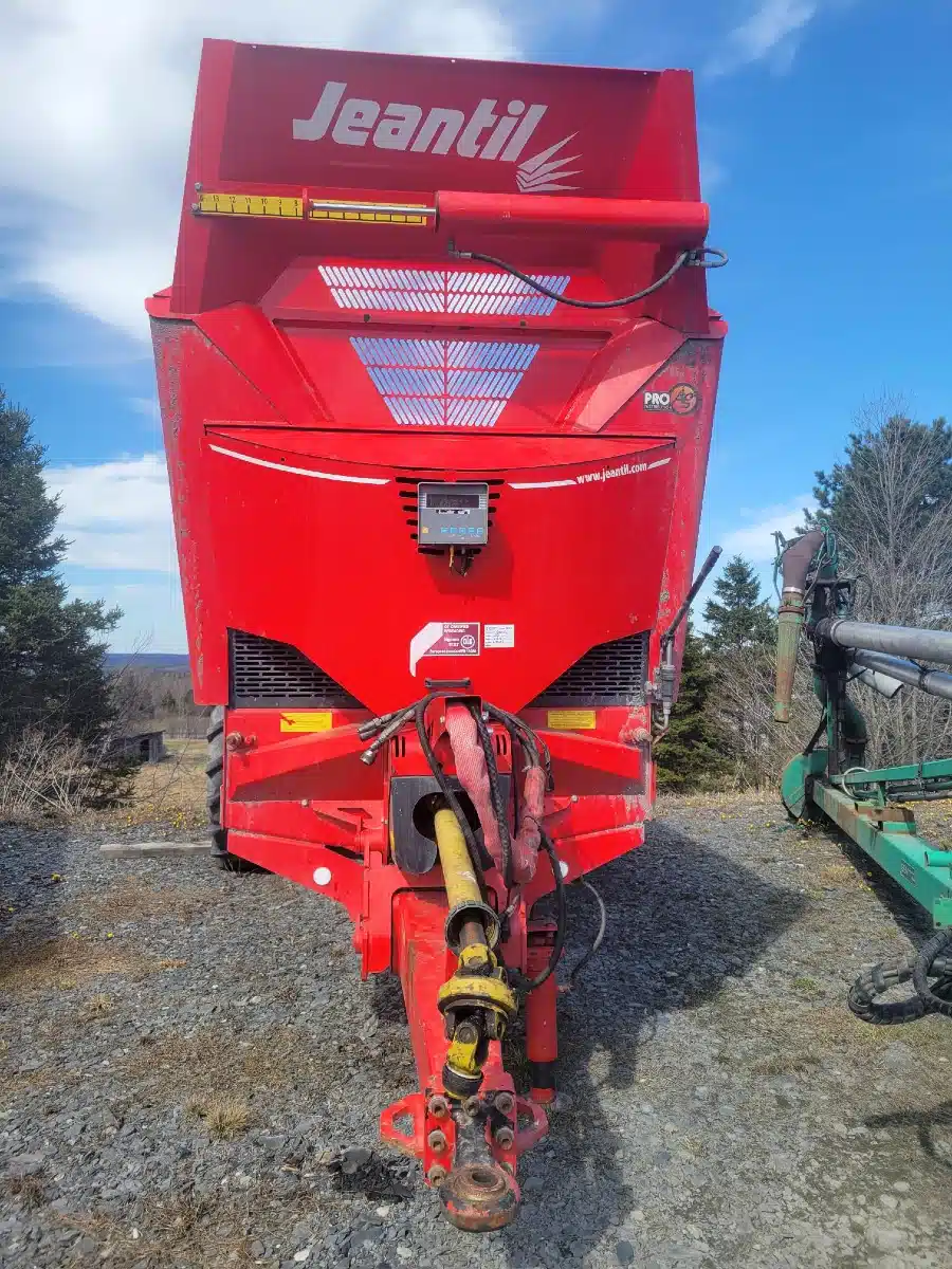 Gallery image 2 for 2020 Jeantil Épandeur solide EVR18-14 de précision Spreader - Broadcast